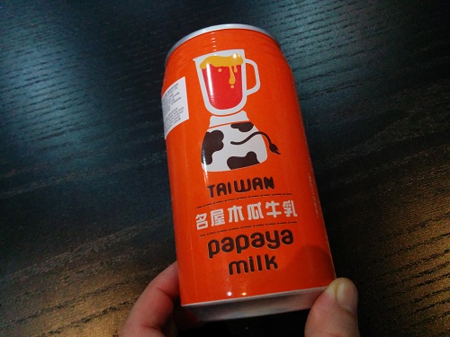 缶タイプのパパイヤ牛乳